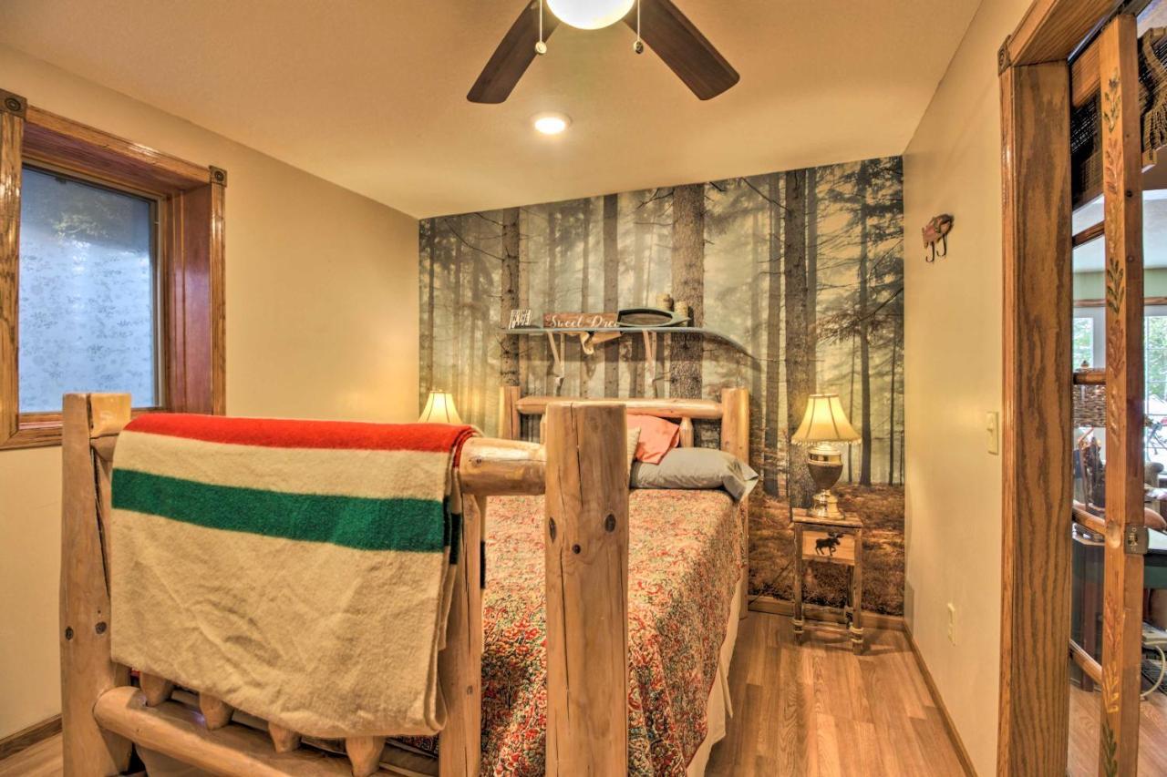 Lakefront Deer River Apt With Dock, Fire Pit And Patio Ngoại thất bức ảnh