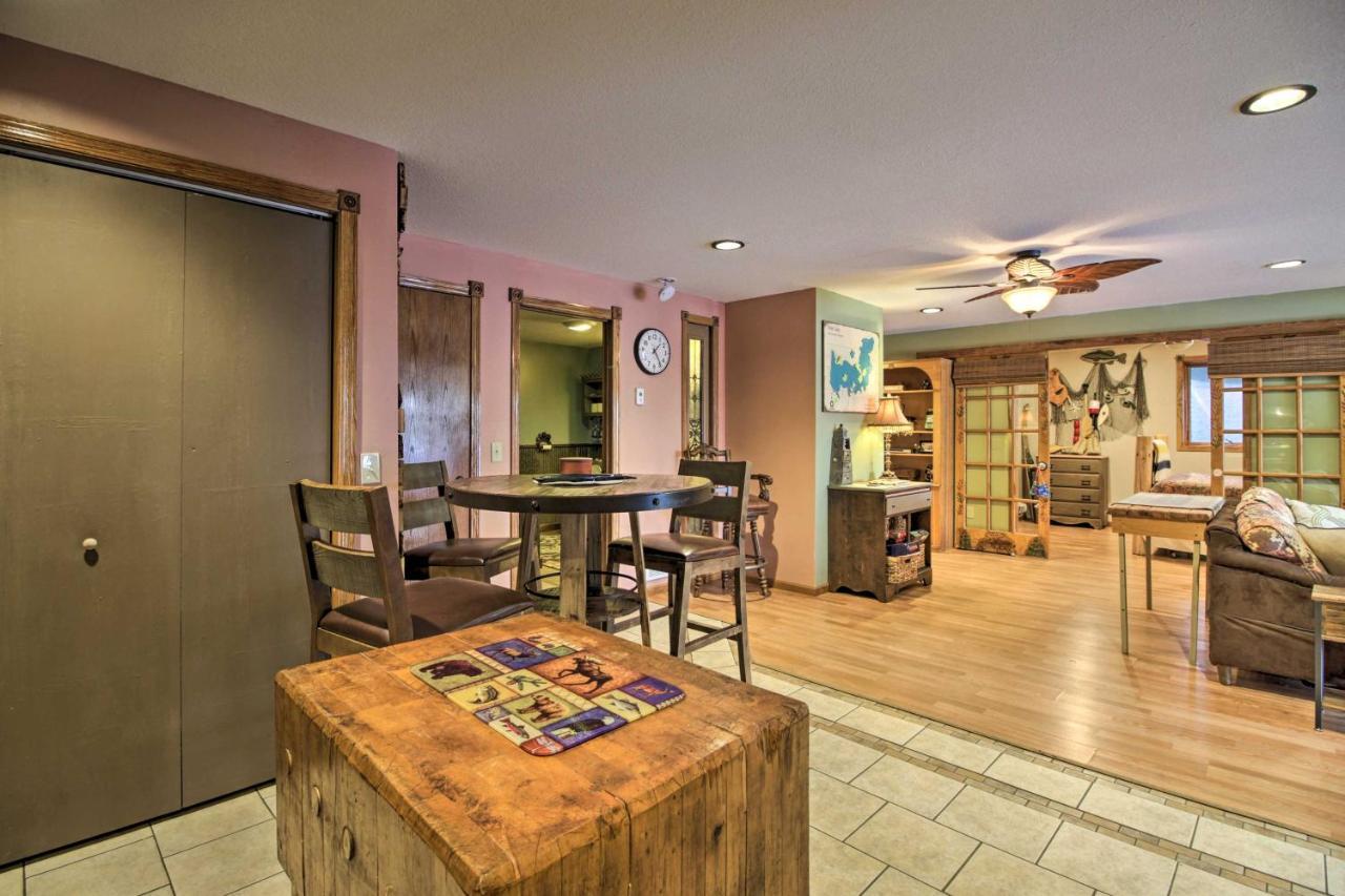 Lakefront Deer River Apt With Dock, Fire Pit And Patio Ngoại thất bức ảnh